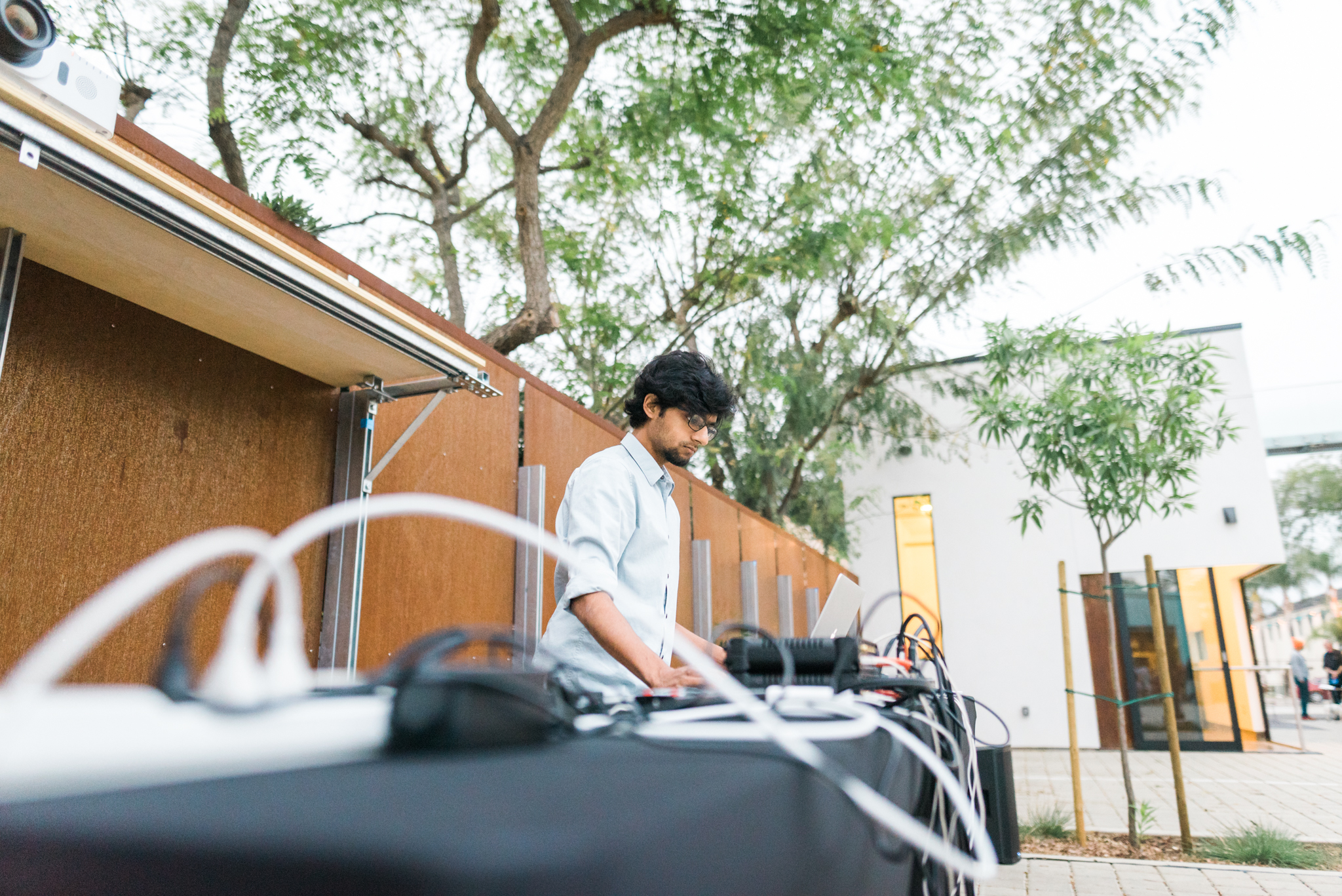 Performance at SBCAST on a quadraphonic setup with live-diffusion. Photograph by Mohit Hingorani.